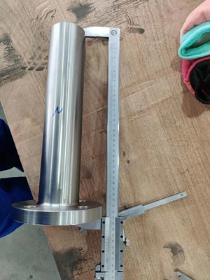 فلج های فولادی آلیاژ نیکل ASME / ANSI B16.47 L304 RF LWN