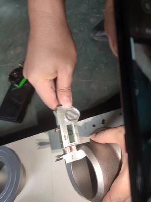 لوله های بدون درز از آلیاژ تیتانیوم DIN 17850 با سازگاری زیستی بالا برای ابزار پزشکی