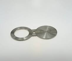 عینک کور شکل 8 فلانج خالی 300LBS فلز آلیاژ نیکل ANSI ASTM B564 UNS N08825RF 6&quot; 1/2&quot;-72&quot;