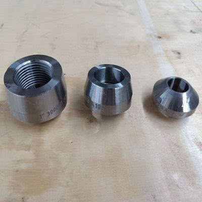اتصالات لوله های فولادی آلیاژی ASTM A234 WP11 جوش داده شده برای اتصال لوله