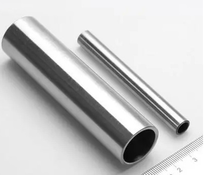 لوله بدون درز فولادی ضد زنگ AISI/SATM316 L ASME B36.19M NPS1/4 ,Sch10s