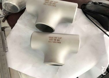 SCH10 UNS N010665 اتصالات لوله فولادی آلیاژی 3/4 '' Tee ANSI B 16.9 شکل گرد