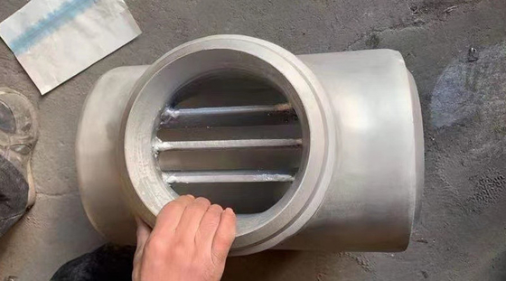 DN 200 mm، TEE BARRED، SCH80S، SMLS، DUPLEX SS، ASTM A815-UNS S31803، BW، ASME B16.9