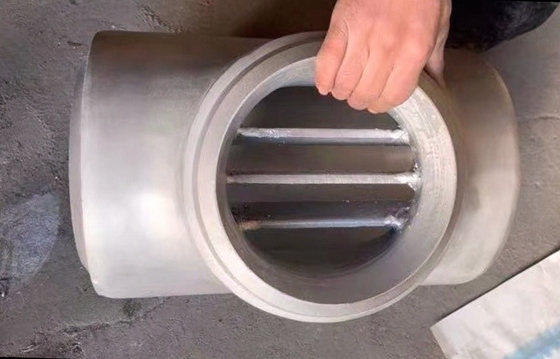 سه راهی لوله‌های فولادی ضد زنگ ASTM B16.9 A403 WP316L 6 اینچ X 4 اینچ Sch40