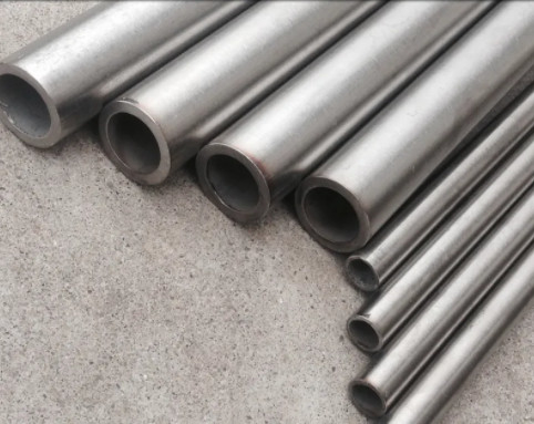 لوله بدون درز فولادی ضد زنگ AISI/SATM316 L ASME B36.19M NPS 3 1/2” ,Sch80 s