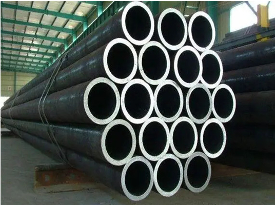 لوله های فولادی آلیاژی AISI/SATM A355 P92 بدون درز OD600mm Sch60s