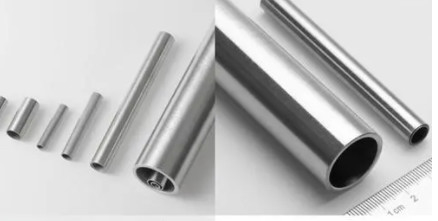 قطر لوله: 20 اینچ، Sch: S-10S، B36.19M، انتهای: BE، ASTM A312 - SMLS Gr. TP316