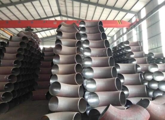 جوش لب به لب بدون درز زانویی شعاع 90 درجه ASTM C70600 12 اینچ SCH10